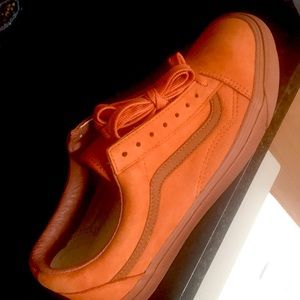 Vault by Vans OG Old Skool LX